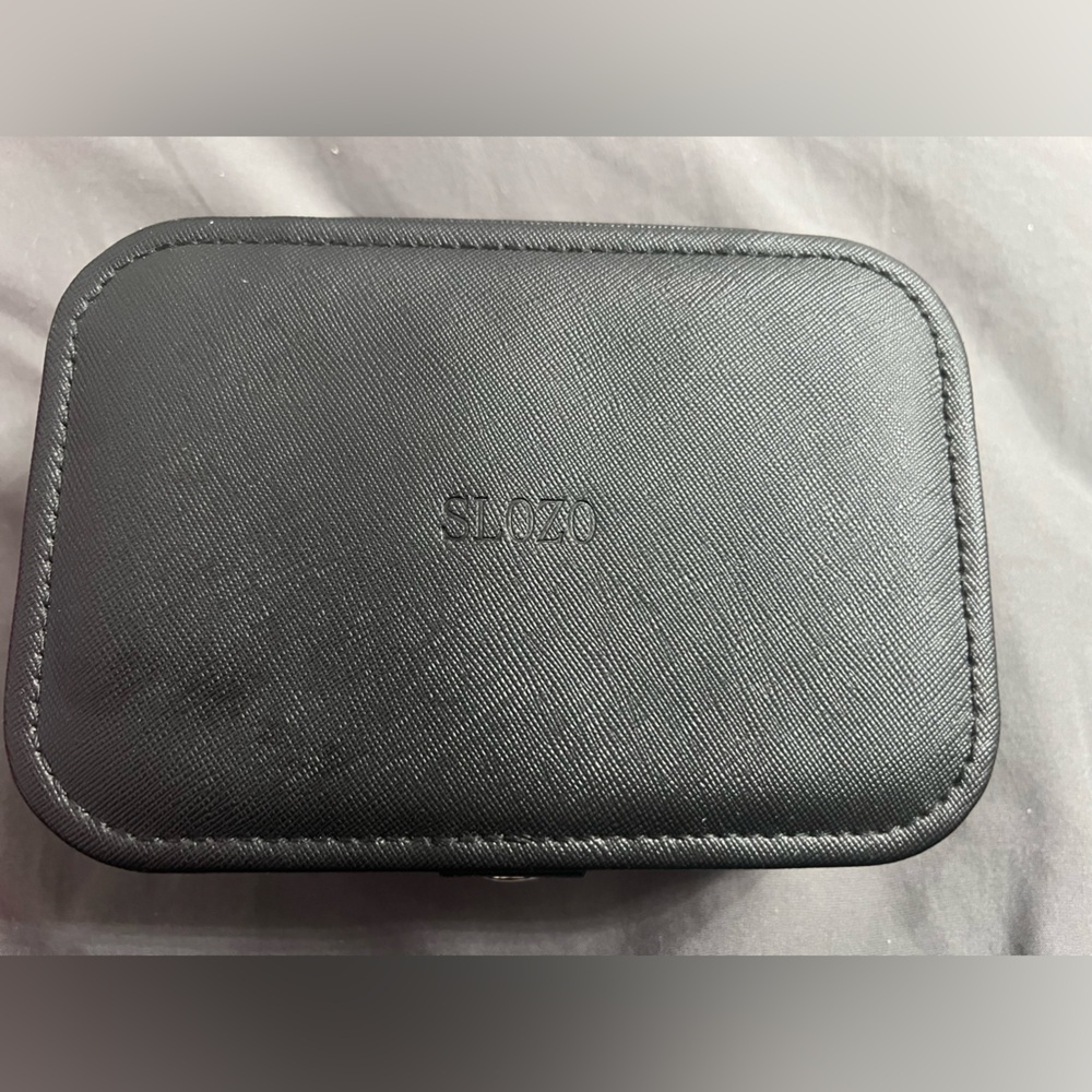 Black travel jewelry holder - Picture 7 of 9